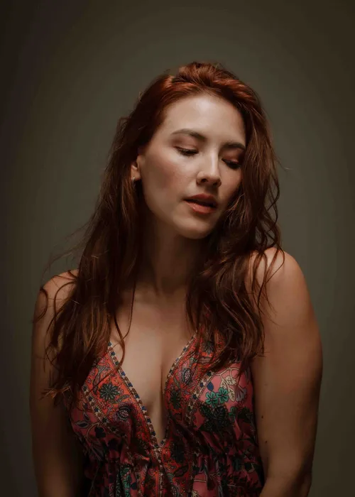 Studio portrait of Valesinfiltro