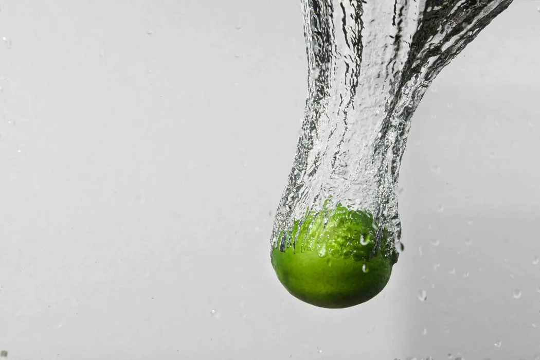 Product splash photography