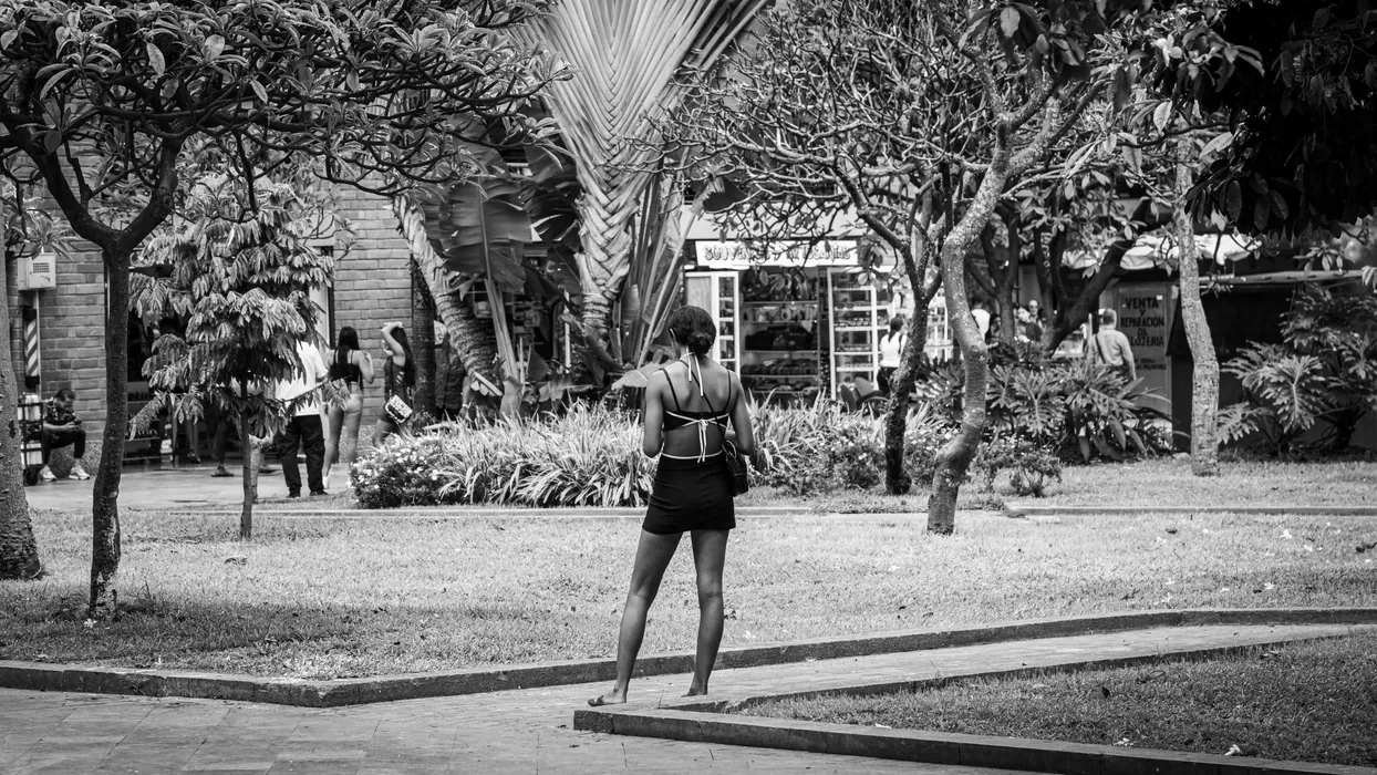 Street photography in Centro, Medellín, Colombia